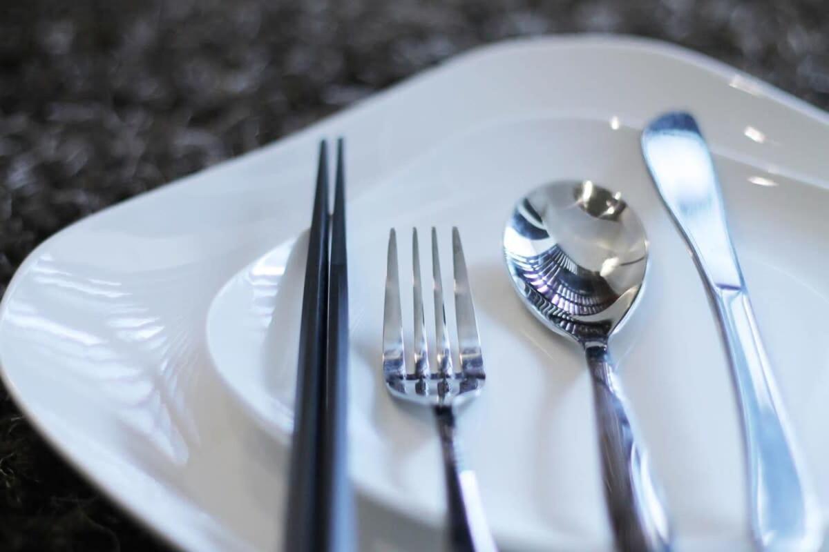 Bhotel La-Shante - 5 Mins Walk To The Peacepark & 2Br 10 Ppl #101 Hiroshima Bagian luar foto
