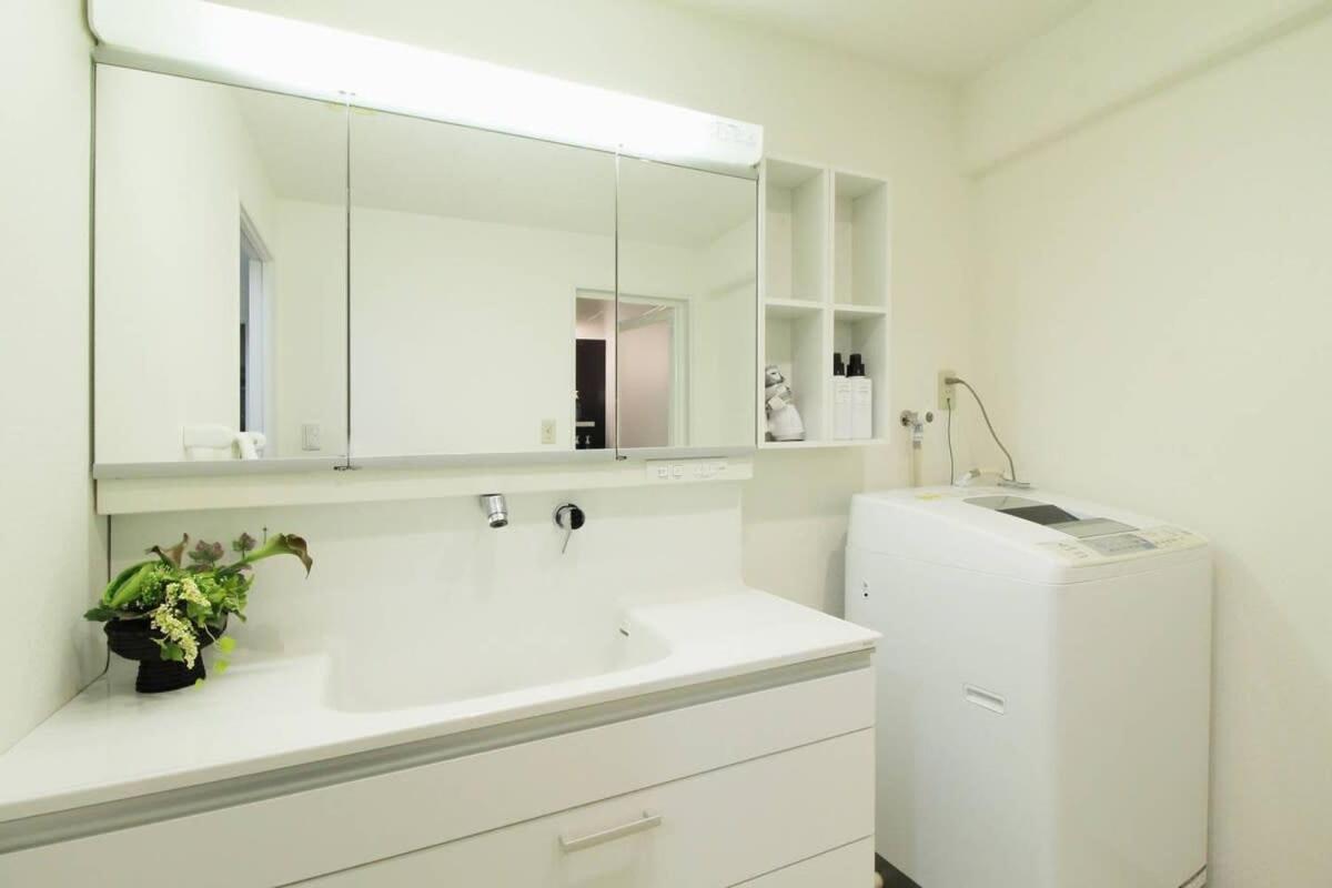 Bhotel La-Shante - 5 Mins Walk To The Peacepark & 2Br 10 Ppl #101 Hiroshima Bagian luar foto